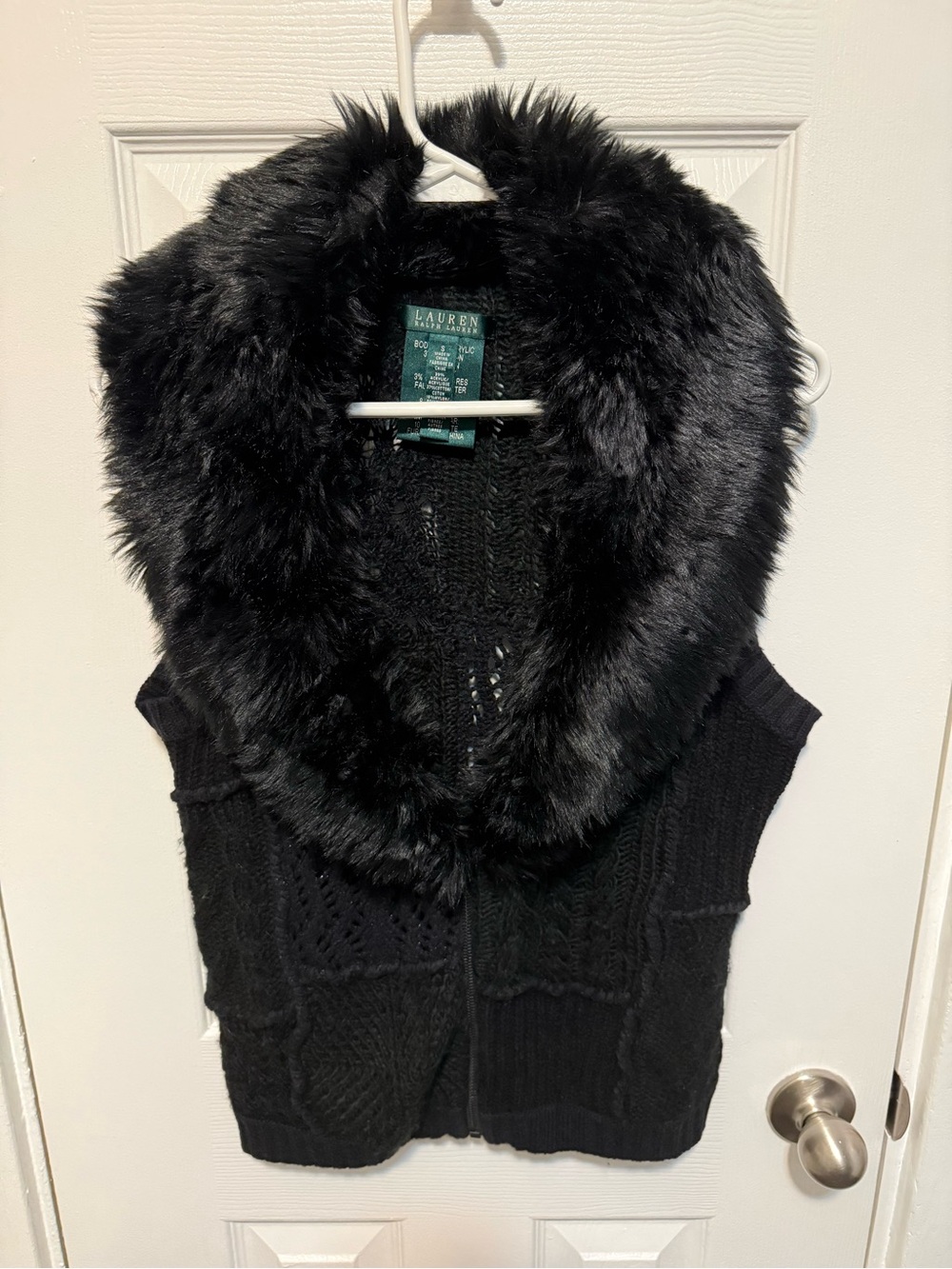 Size S Lauren Ralph Lauren Black Knit Vest Faux Fur Collar